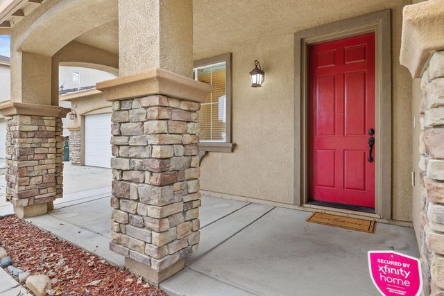 4112 W Clinton Court, Visalia, CA 93291