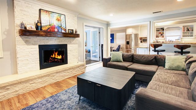 3230 Camelot Drive, Dallas, TX 75229