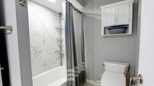 3230 Camelot Drive, Dallas, TX 75229