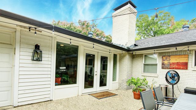 3230 Camelot Drive, Dallas, TX 75229