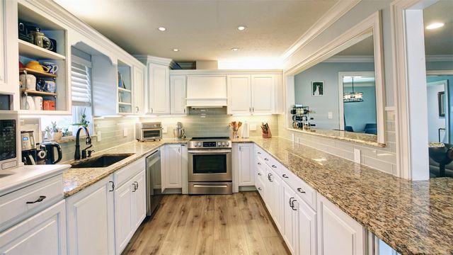 3230 Camelot Drive, Dallas, TX 75229