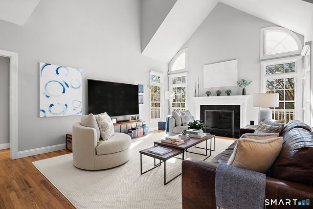 381 Chestnut Hill Road, Norwalk, CT 06851