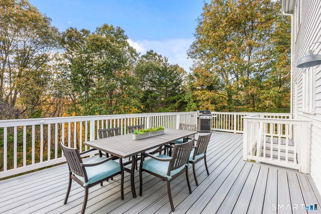 381 Chestnut Hill Road, Norwalk, CT 06851