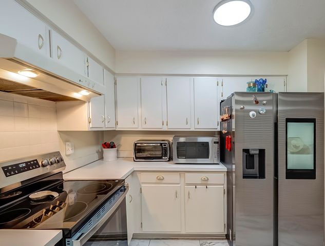 500 Laketower Drive 32, Lexington, KY 40502