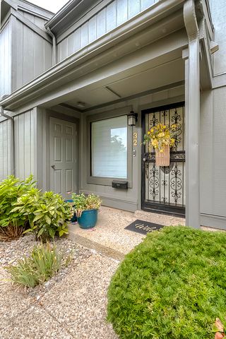 500 Laketower Drive 32, Lexington, KY 40502