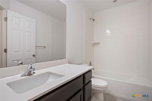 8618 Stonehollow Drive, Temple, TX 76502