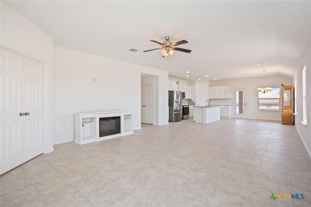 8618 Stonehollow Drive, Temple, TX 76502