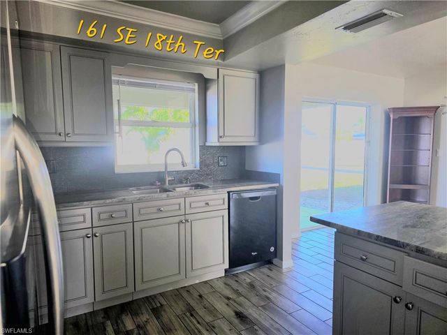 161 SE 18th TER, Cape Coral, FL 33990