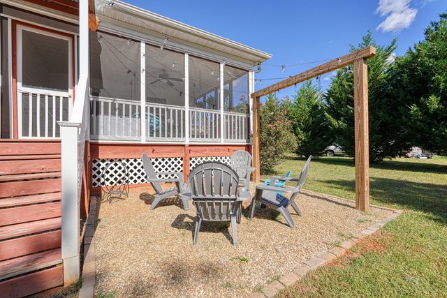 835 Green River Road, Gaffney, SC 29341