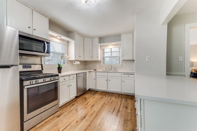 305 W Trinity Street, Forney, TX 75126