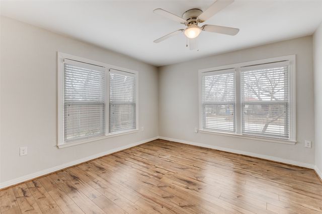 305 W Trinity Street, Forney, TX 75126