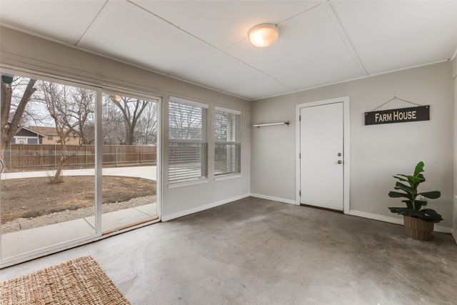 305 W Trinity Street, Forney, TX 75126