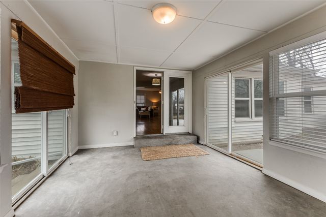 305 W Trinity Street, Forney, TX 75126