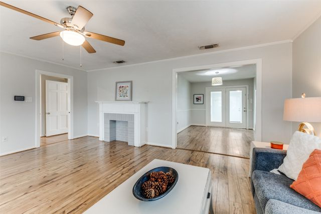 305 W Trinity Street, Forney, TX 75126