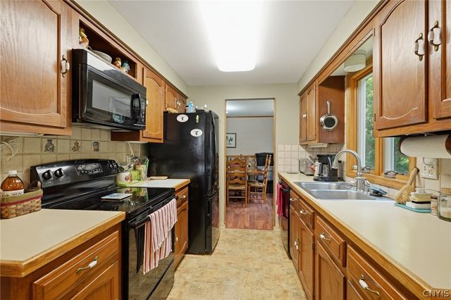 308 Ludden Parkway, Geddes, NY 13219