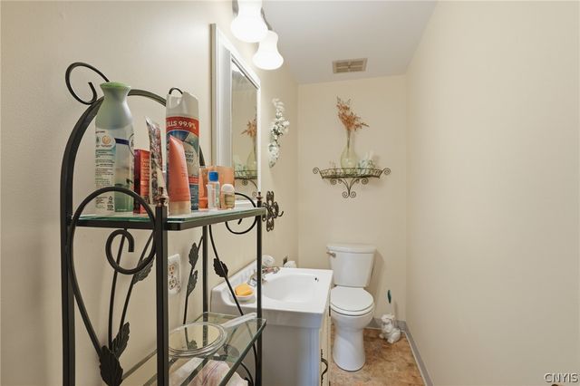 308 Ludden Parkway, Geddes, NY 13219
