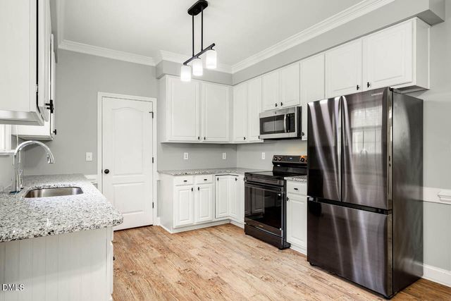 2002 Kelly Glen Drive, Apex, NC 27502