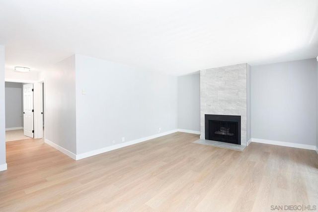 7601 Eads Ave, La Jolla, CA 92037