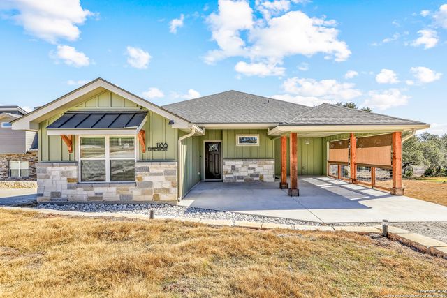 1188 LAKESHORE DR, Canyon Lake, TX 78133