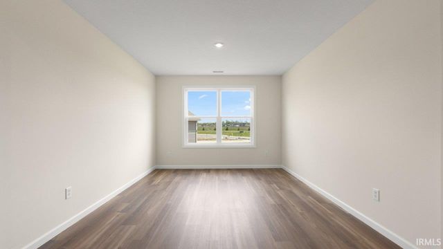 1072 Butler Lake Court, Fort Wayne, IN 46818