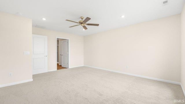 1072 Butler Lake Court, Fort Wayne, IN 46818