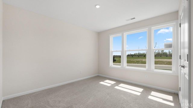 1072 Butler Lake Court, Fort Wayne, IN 46818