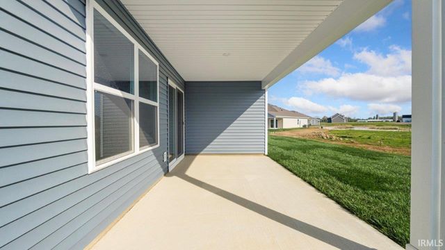 1072 Butler Lake Court, Fort Wayne, IN 46818