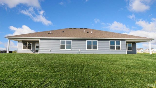 1072 Butler Lake Court, Fort Wayne, IN 46818