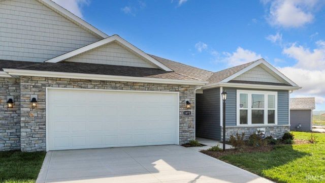 1072 Butler Lake Court, Fort Wayne, IN 46818