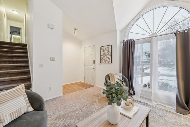 8833 Luin Drive, Clive, IA 50325