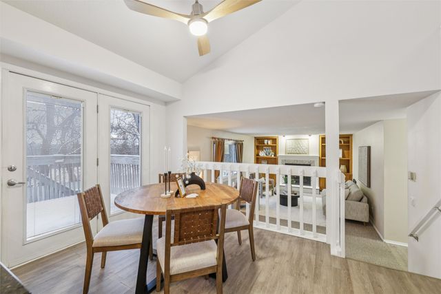 8833 Luin Drive, Clive, IA 50325