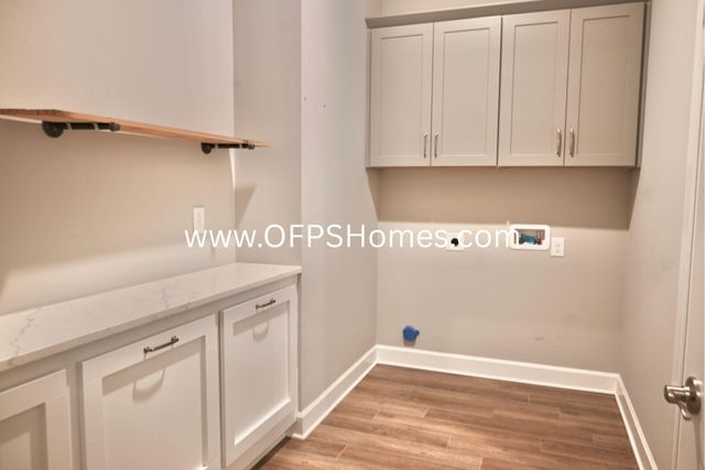 1438 E Shores Boulevard, Gulf Breeze, FL 32563