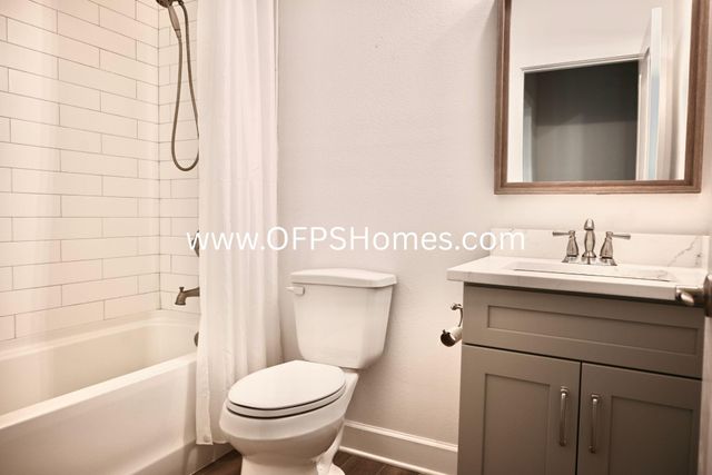 1438 E Shores Boulevard, Gulf Breeze, FL 32563