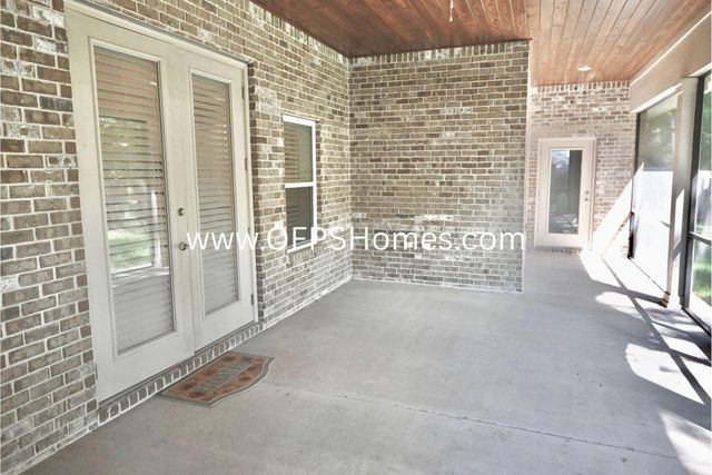 1438 E Shores Boulevard, Gulf Breeze, FL 32563