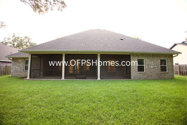 1438 E Shores Boulevard, Gulf Breeze, FL 32563