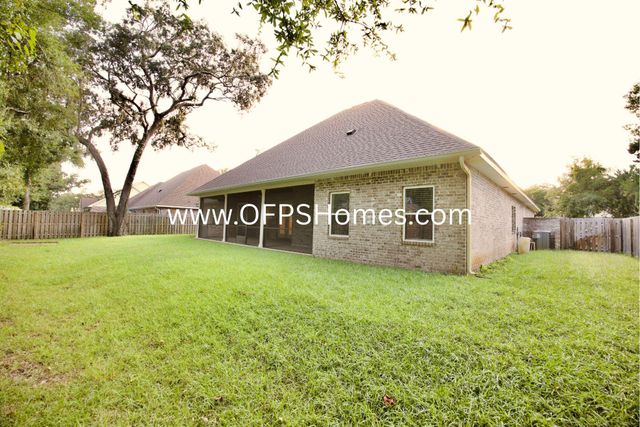 1438 E Shores Boulevard, Gulf Breeze, FL 32563