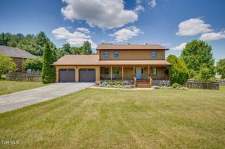 2015 Ridgefield Road, Johnson City, TN 37601