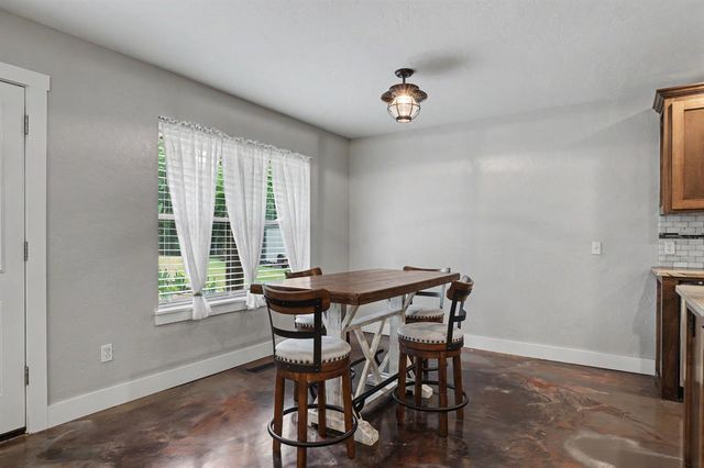 2382 County Road 1205, Blanchard, OK 73010