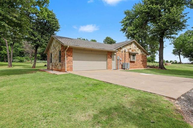 2382 County Road 1205, Blanchard, OK 73010