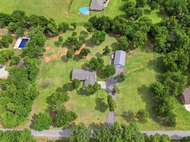2382 County Road 1205, Blanchard, OK 73010