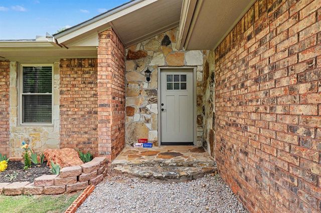 2382 County Road 1205, Blanchard, OK 73010
