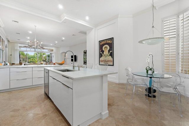 237 Porto Vecchio Way, Palm Beach Gardens, FL 33418