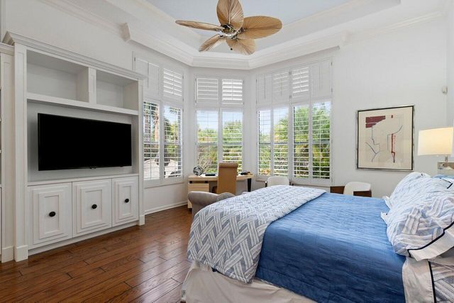 237 Porto Vecchio Way, Palm Beach Gardens, FL 33418