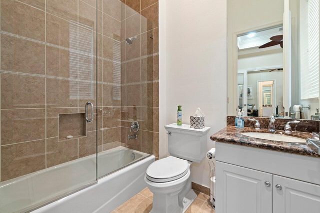 237 Porto Vecchio Way, Palm Beach Gardens, FL 33418