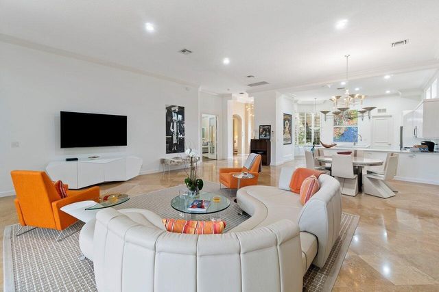 237 Porto Vecchio Way, Palm Beach Gardens, FL 33418