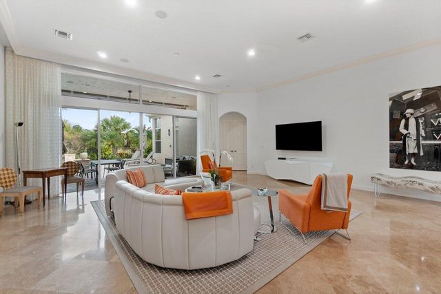 237 Porto Vecchio Way, Palm Beach Gardens, FL 33418