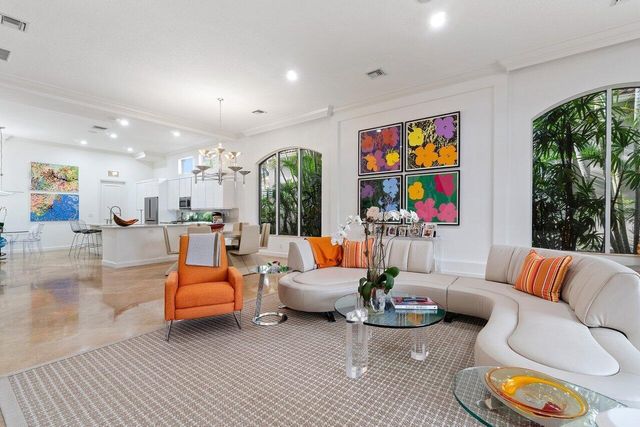 237 Porto Vecchio Way, Palm Beach Gardens, FL 33418