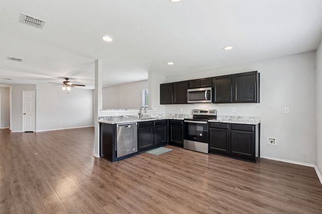 3005 Groveland Terrace, Denton, TX 76210