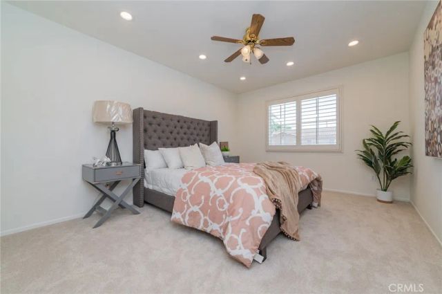 25 Washington, Irvine, CA 92606