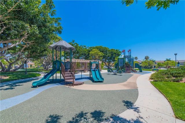 25 Washington, Irvine, CA 92606